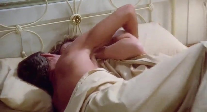 Naked Women Fucking Helen Shaver, Ann Dusenberry Nude - The Men's Club (1986) Pica