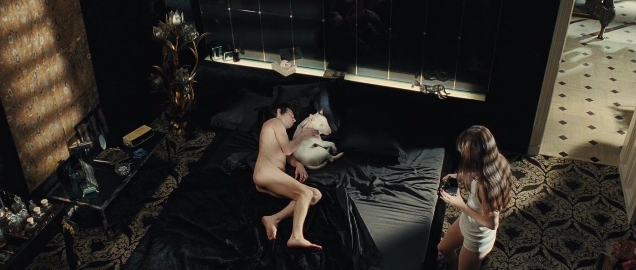 Badoo Lucy Gordon Nude - Gainsbourg (2010) Masturbate - 1
