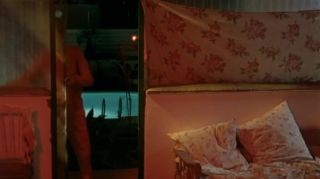 Slutload Emma de Caunes Nude - Ma mere (2004) Silvia Saint