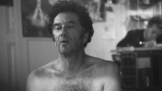 Shaadi Jessy Moravec Nude - Lasst die Alten sterben (2017) Face Fuck