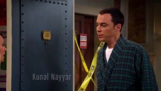 Shaved Kaley Cuoco sexy – The Big Bang Theory s07e01 (2013) Collar