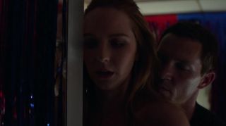 Toes Camryn Grimes - Animal Kingdom (2016) s01e04 Lily Carter