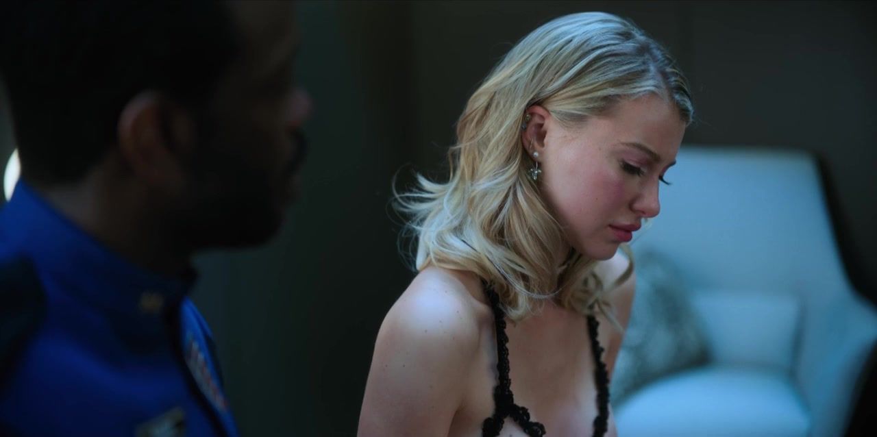 Beauty Lexi Atkins Nude - Altered Carbon s01e09 (2018) Shorts