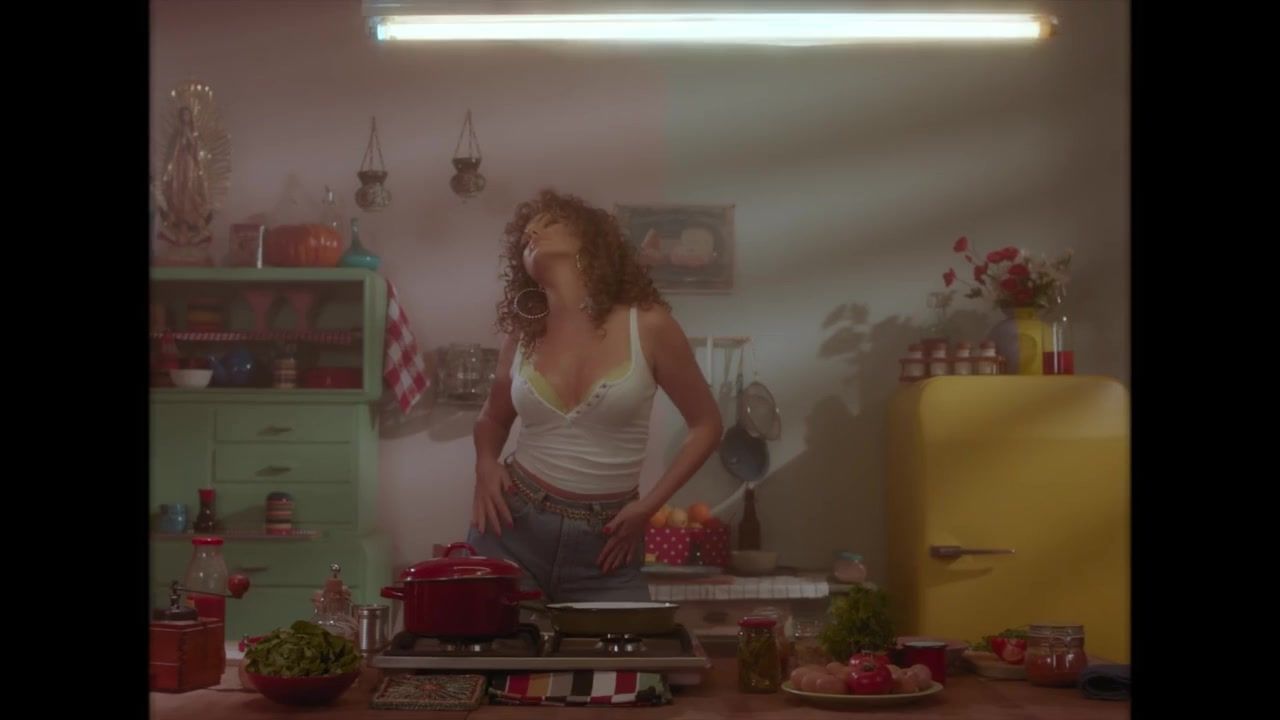 Butt Sex Alexandra Stan Sexy - Mami (2018) Music Video Spy Cam