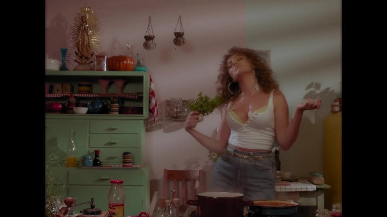Big breasts Alexandra Stan Sexy - Mami (2018) Music Video Anal Fuck - 2