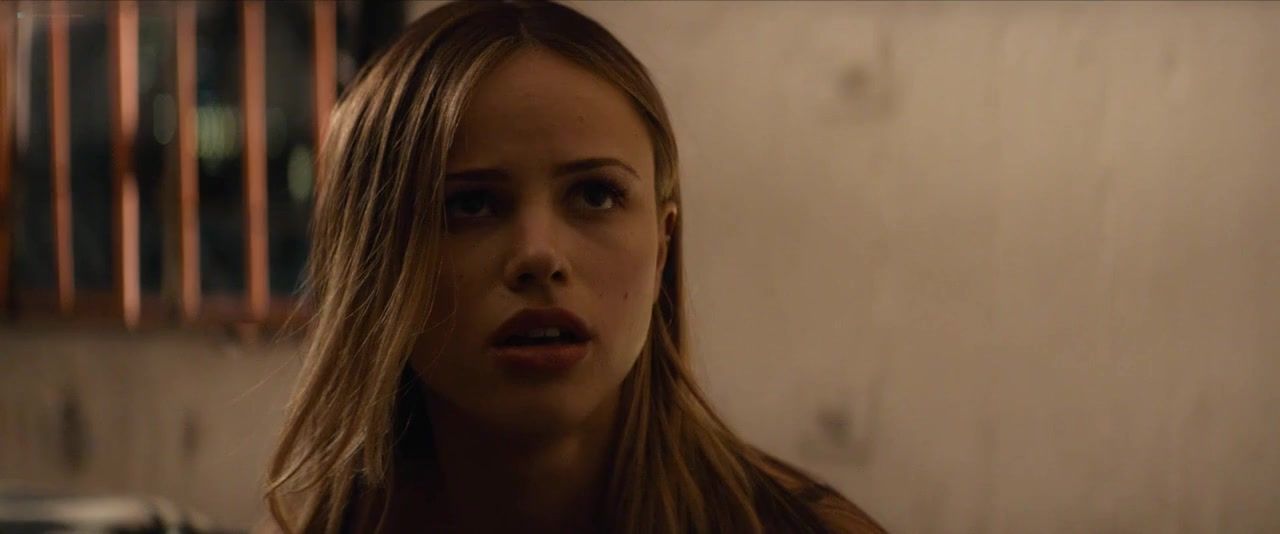 Cum Swallowing Halston Sage Sexy - People You May Know (2017) Real Amatuer Porn