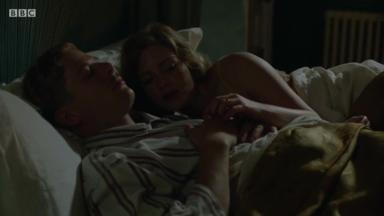 Erotic Holliday Grainger Nude - Lady Chatterley's Lover (2015) UpForIt - 2