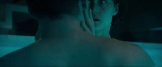 LovNymph Taylor Schilling Sexy - The Titan (2018) Culona