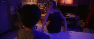 Sex Toy Stephanie Van Dyck naked - The Dark (2018) HomeVoyeurVideo