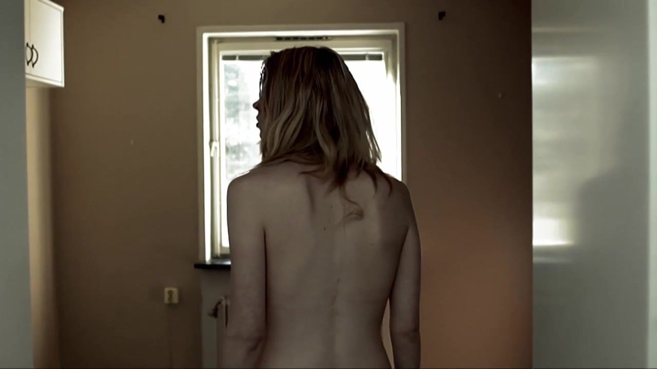 PornGur Tora Carlbaum Nude - Tank att fa vakna (2010) Amatuer - 1