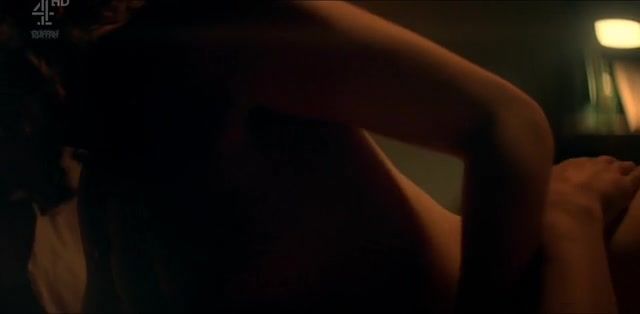 Adult-Empire Tallulah Haddon nude - Kiss Me First- (2018) season 01-episode 04 Hot Whores - 1