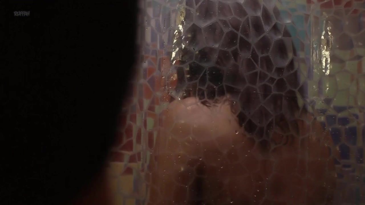 Real Orgasm Agnès Delachair Nude - Le Chalet s01e04 (2018) DreamMovies - 1