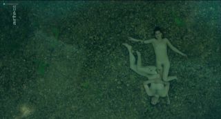 FilmPorno Toinette Laquière, Camille Voglaire, Chloé Petit Nude - Transferts (2017) Empflix