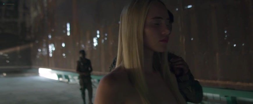 Blackwoman Suki Waterhouse naked - Future World (2018) Hard Sex - 2