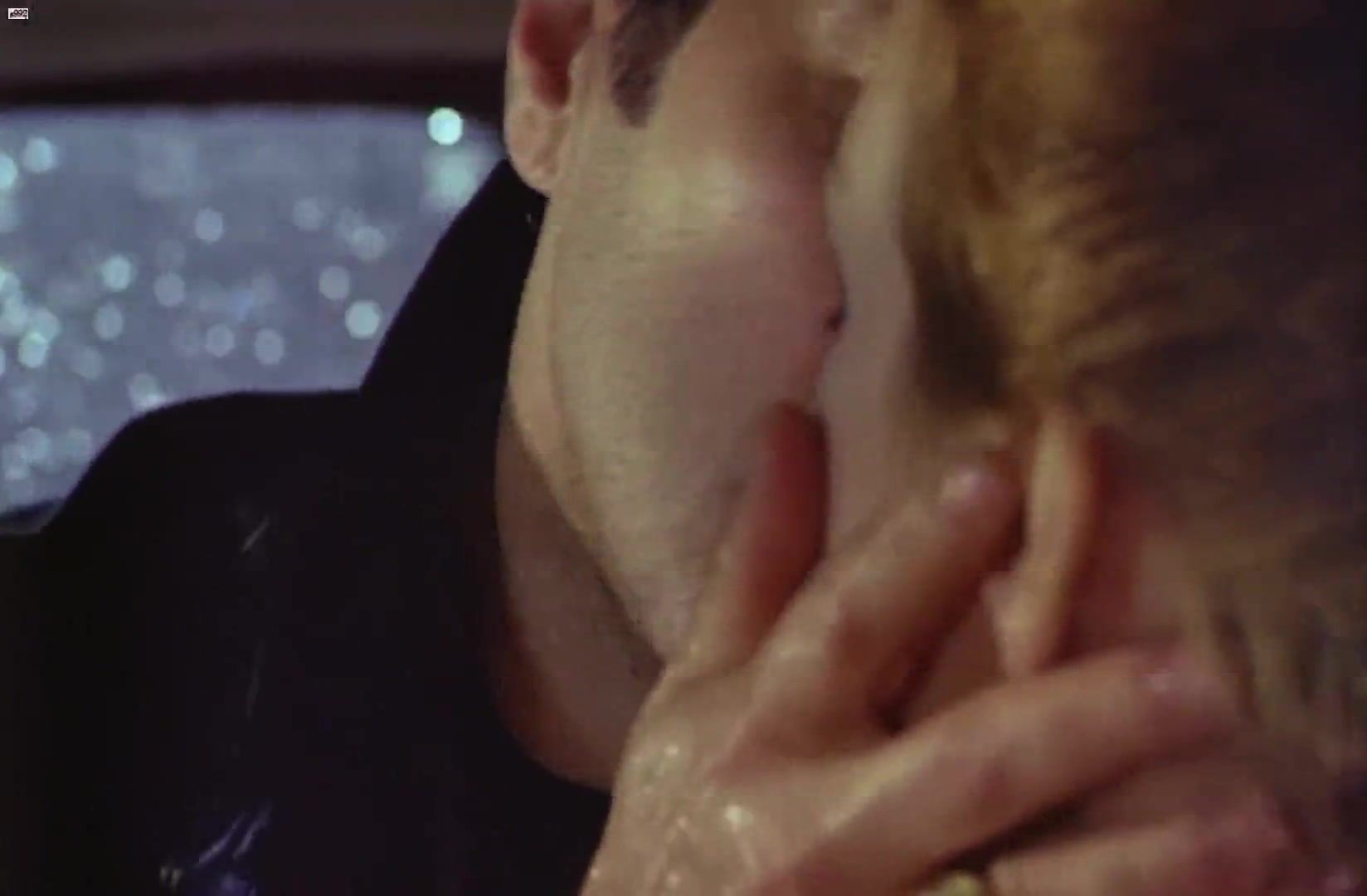 Gay Bang Céline Bonnier sex video – The Hunger (1997) Follando