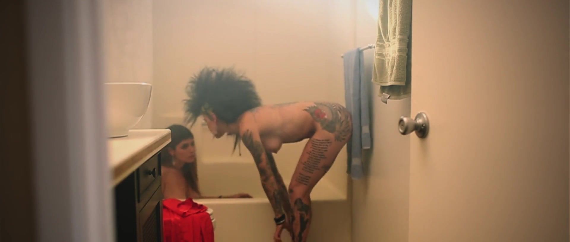 Cumshots Malice McMunn, Robin Sydney nude – American Muscle (2014) Xxx video