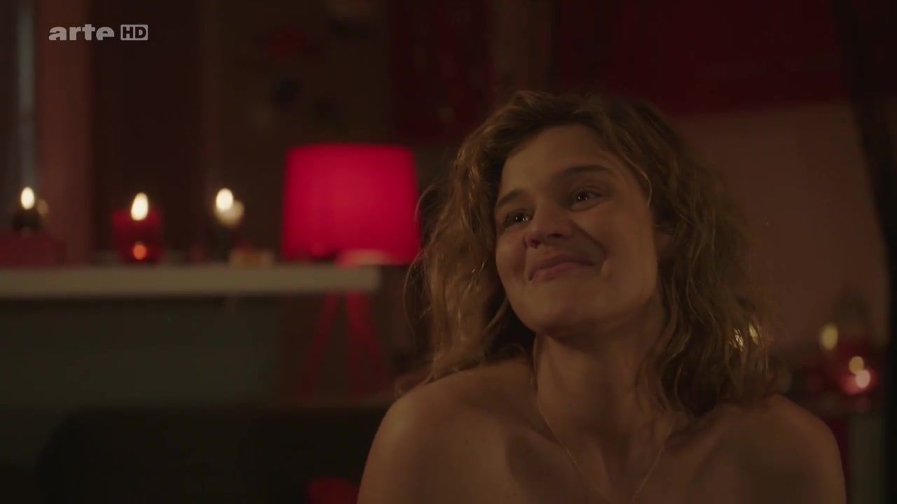 Sexy Marie Denarnaud, Romane Bohringer nude – Héroines S01E02 Show