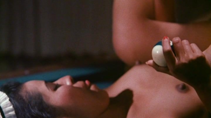 Milk Annette Haven & Others - Dracula Sucks (1978) Ass