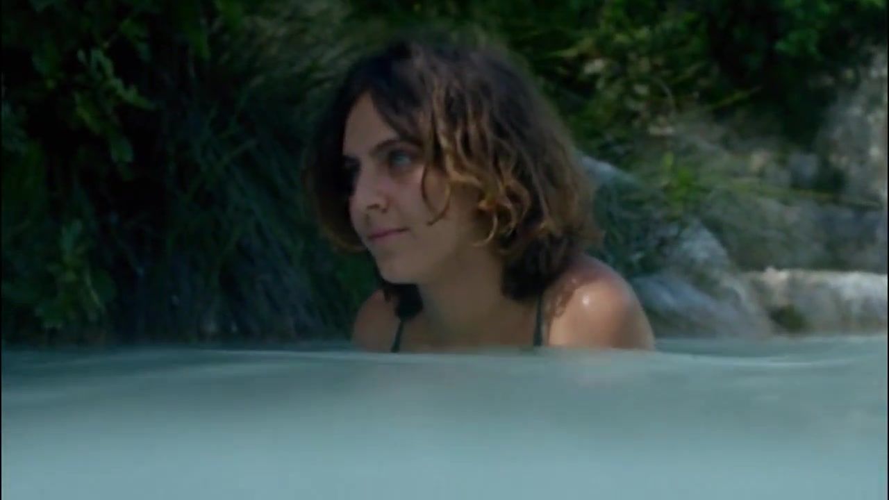 StreamSex Ondina Quadri, Valentina Carnelutti explicit nude, sex and masturbate video in the movie Arianna (2015) X-art