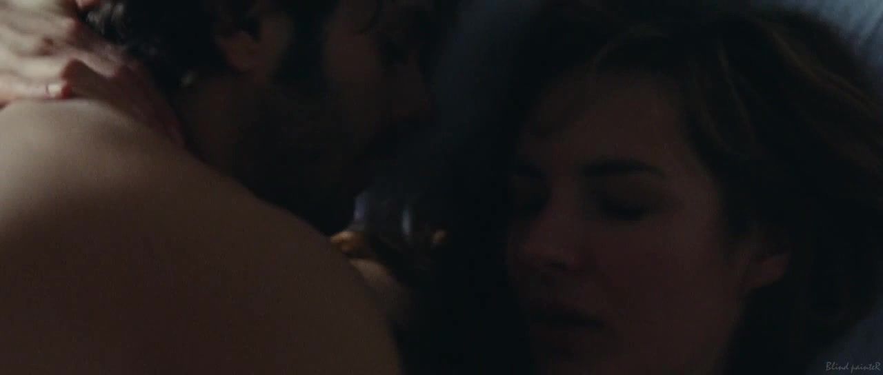 Ejaculation Louise Bourgoin - A Happy Event (2011) Tia - 2
