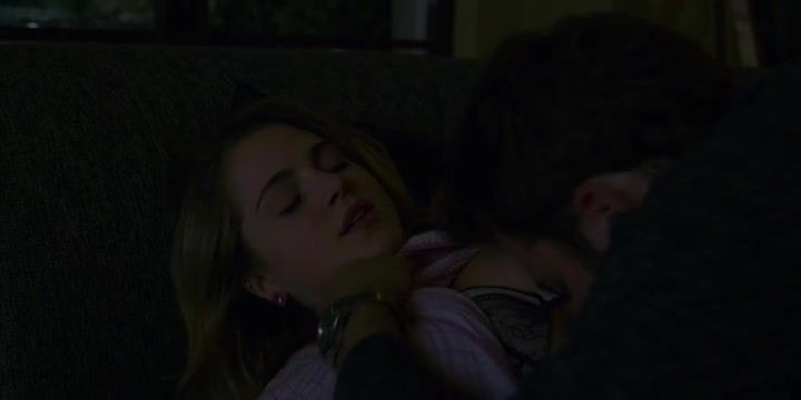 Titty Fuck Anne Winters hot scene - 13 Reasons Why S02E07 (2018) Pussy Orgasm