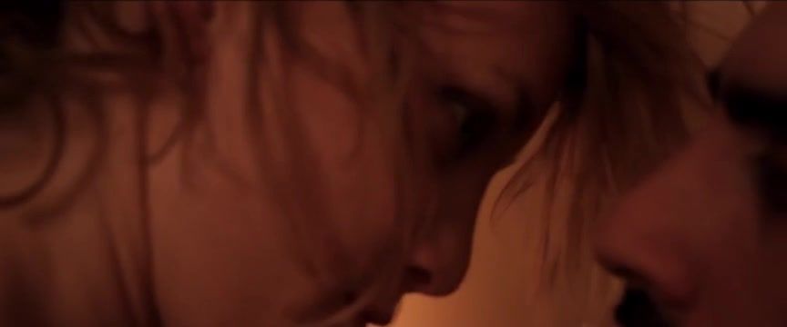 Cum Shot Anael Snoek nude - Albedo (2011) Bath scene videox