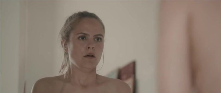 Pof Mille Mikie Hansen naked - Ellen (2017) Lesbian threesome - 2