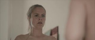 Hot Couple Sex Mille Mikie Hansen naked - Ellen (2017) Sexy Girl
