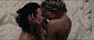 Muscle Compulsion - Lesbian Sex Movie FreeOnes