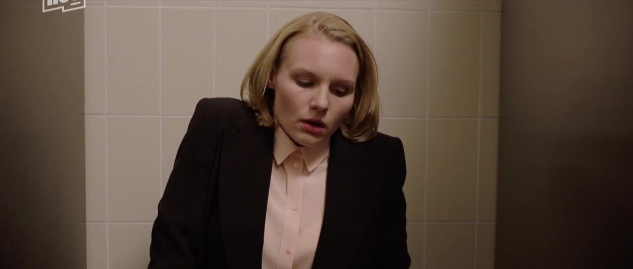 Eva Notty Lobbyistin - Masturbation Scene Girls in the toilet MyEroVideos