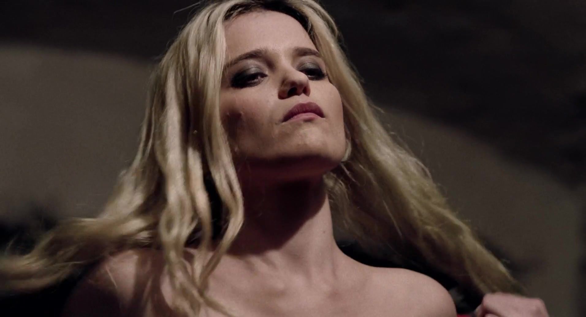 Mask Sky Ferreira nude - Lords Of Chaos (2018) 18 Year Old - 1