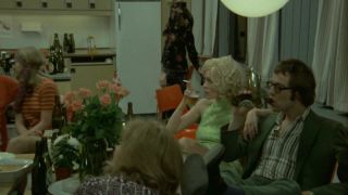 Romantic Susanne Jagd, Annie Birgit Garde, Jette Weibel, Birte Tove nude - Tandlæge på sengekanten (1971) Classic Sex Scenes Riding