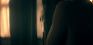 Penis Sucking Tallulah Haddon nude - Kiss Me First s01e06 (2018) Sucks
