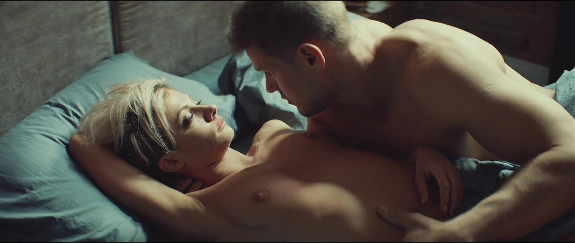 VideoBox Polina Maksimova naked - Without Me (2018) PornHubLive