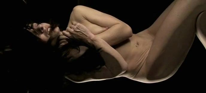 MoyList Audrey Dana, Annelise Hesme nude - Nos amis les Terriens (2007) Threeway - 1