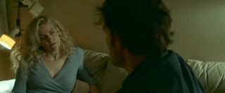 Hardcore Porno Riley Keough nude - The House That Jack Built (2018) Fishnets