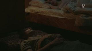 Matures Amy Benkenstein nude - Kruso (2018) Gay Oralsex