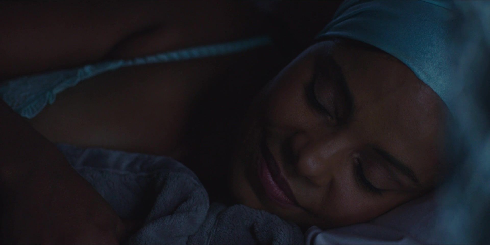 18QT Sanaa Lathan nude - Nappily Ever After (2018) Huge Ass