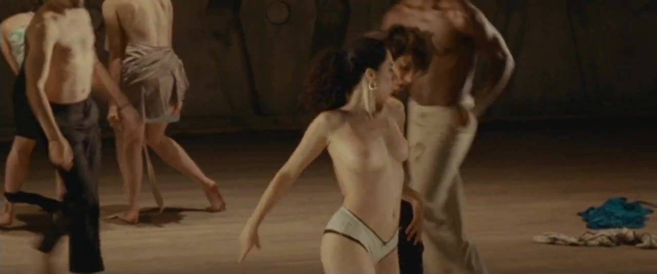 Peitos Marta Domingo nude - Simon Konianski (2009) Blows