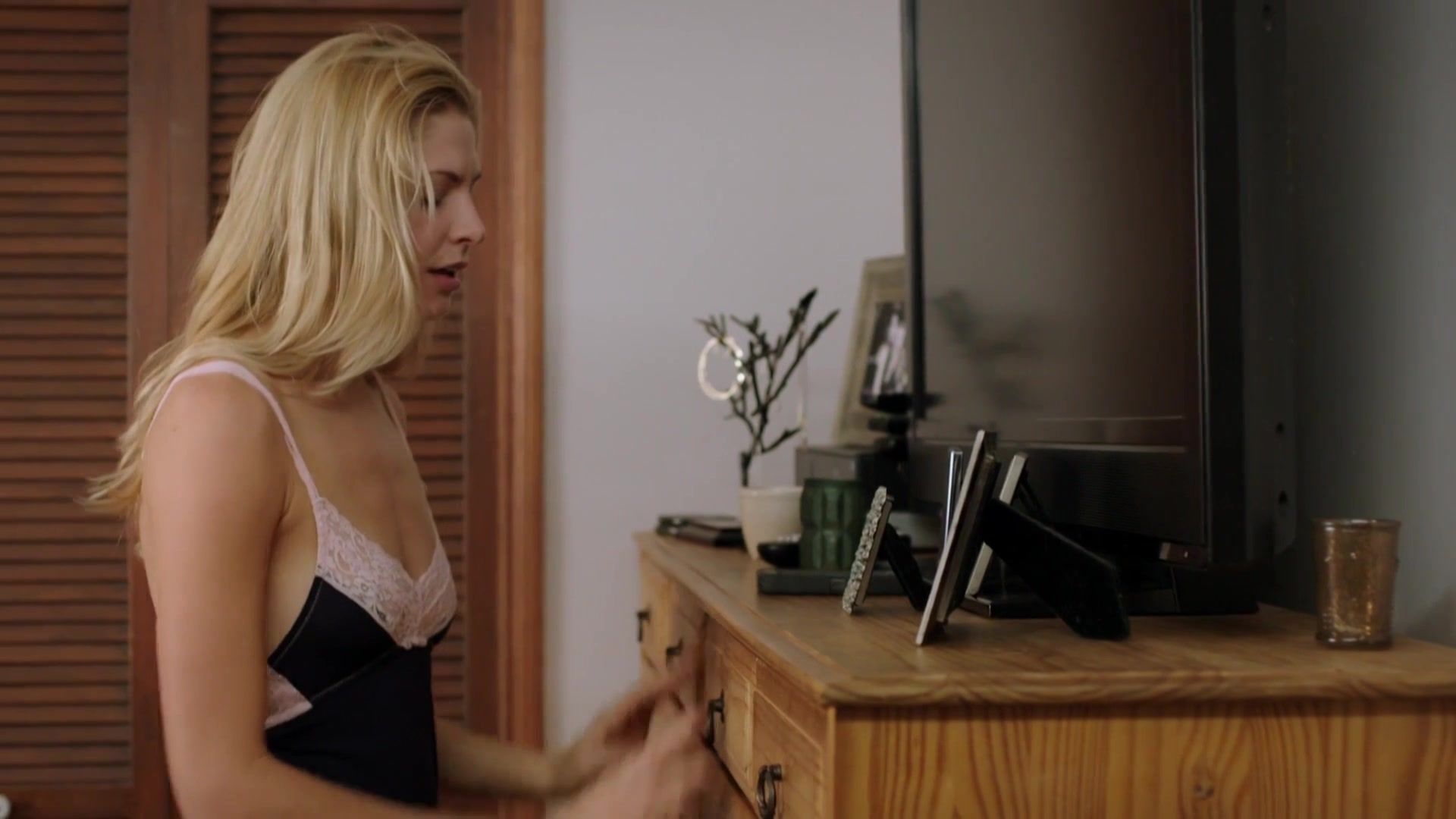 Shuttur Sarah Otey nude - The Morning After (2015) Bra