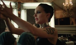 MagicMovies Natalie Portman nude - Vox Lux (2018) Pussy To Mouth