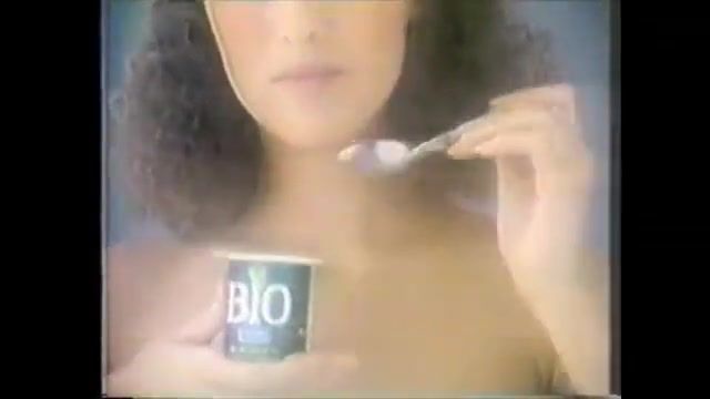 Transgender France - Danon Bio (1989) Milf Porn - 1